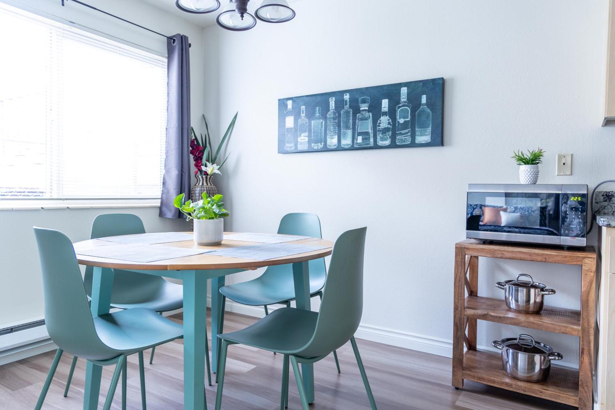 King Bed + Studio! Free Parking, Patio, Wfh Space! Сиэтл Экстерьер фото