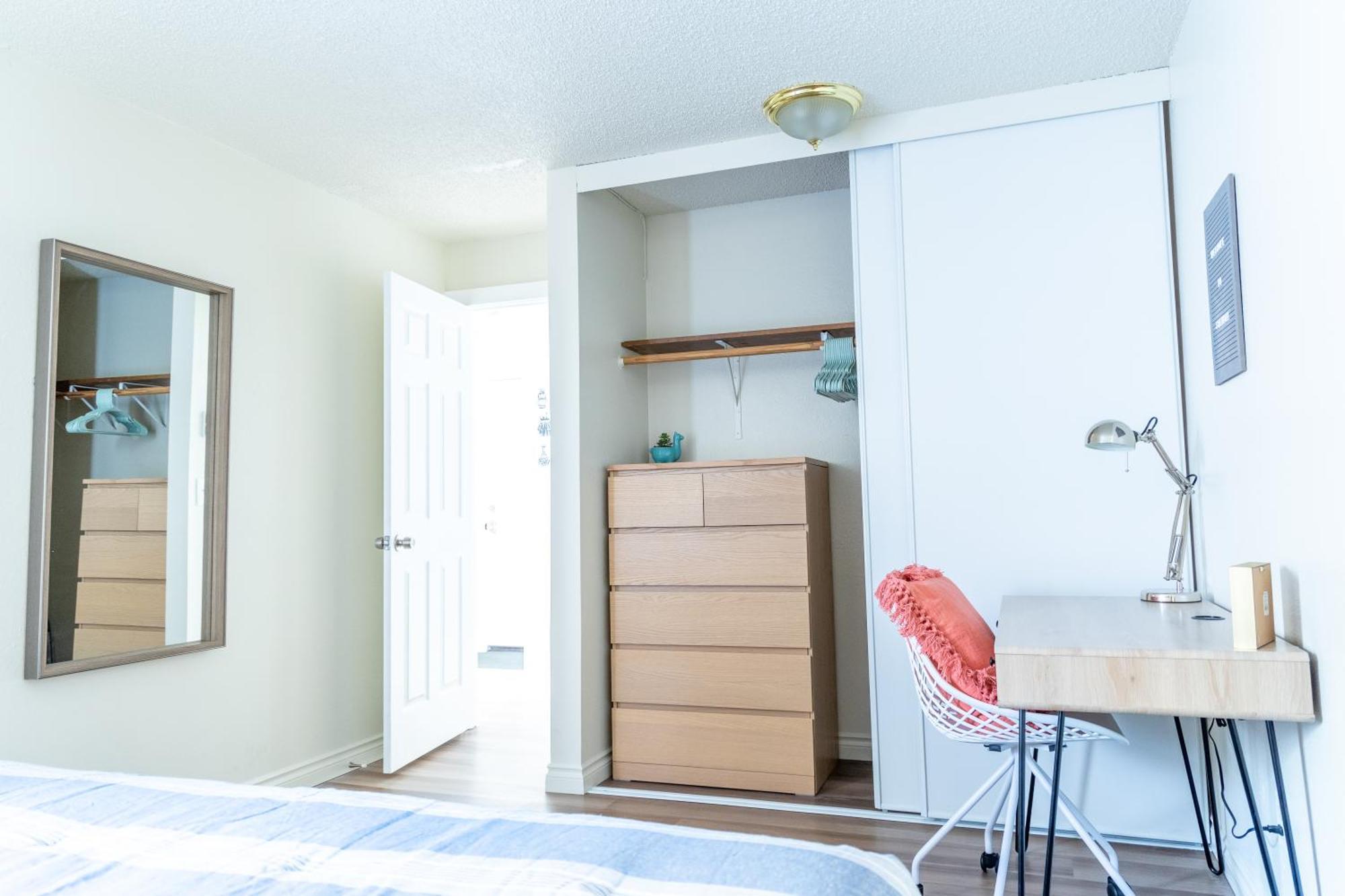 King Bed + Studio! Free Parking, Patio, Wfh Space! Сиэтл Экстерьер фото